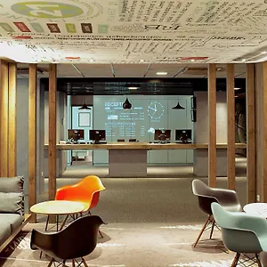 Hotel Ibis Paris Porte D'orleans Montrouge