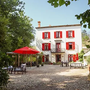 Domaine Des Lilas Bed & Breakfast